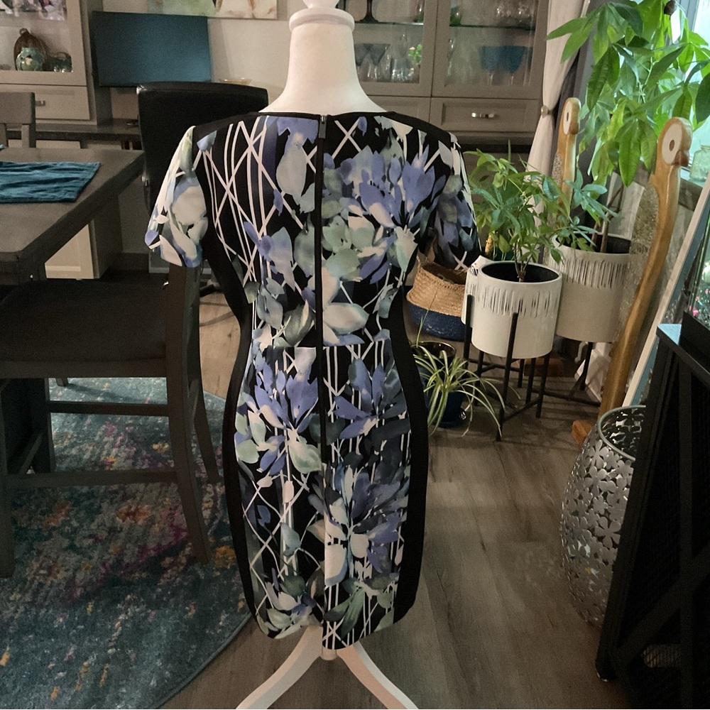 Vince Camuto Black and Blue Floral Dress - Picture 2 of 4